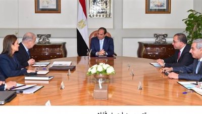 تفاصيل اجتماع السيسي برئيس الحكومة في حضور 3 وزراء