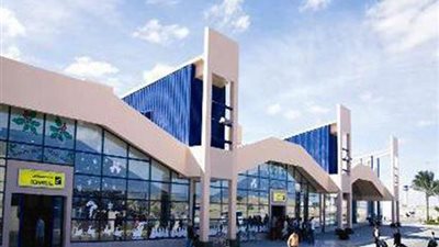 مطار مرسى مطروح يستقبل 153 سائحًا إيطاليًا 