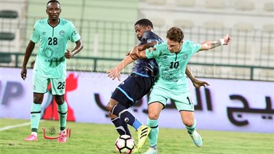 الشباب يعبر بصعوبة دبا في كأس الخليج العربي الإماراتي