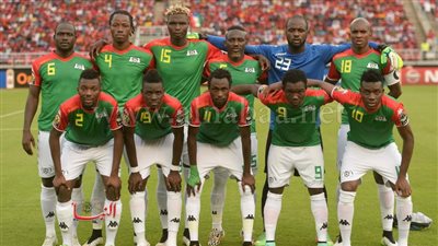 بوركينا فاسو تتأهل لأمم إفريقيا بالضربة القاضية في شباك بوتسوانا