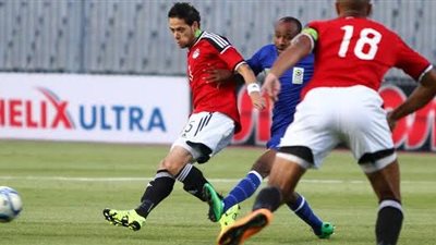 جنوب افريقيا تتقدم علي منتخب مصر بهدف 
