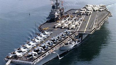 قائد القوات البحرية يصل فرنسا لتسلم ميسترال 