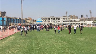 الجماهير تجبر لاعبي الزمالك على التدريب داخل 