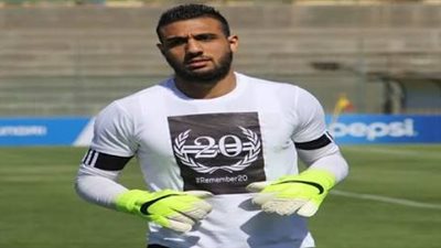 «الشناوي» يكشف حقيقة المفاوضات مع الأهلي.. ويداعب مرتضى: «اديني الـ300 ألف جنيه.. أبويا فاضحني عليهم»