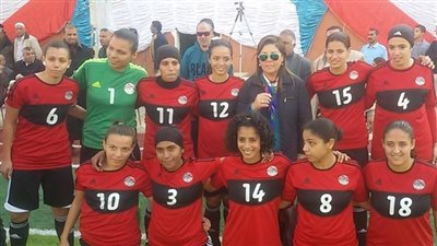 منتخب كرة القدم النسائى يصل القاهرة قادما من زامبيا