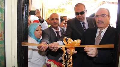 محافظ بني سويف يفتتح معمل (PCR) بتكلفة 3 مليون جنيه 