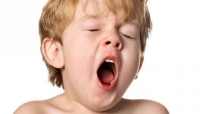 طبيب فرنسي يكشف أسرارًا جديدة عن التثاؤب