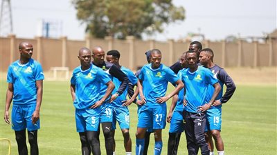 بالصور.. صن داونز يتحدى الزمالك قبل مواجهة الغد 