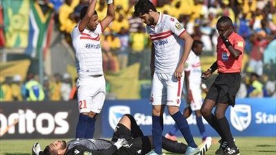 مشادات كلامية بين لاعبى الزمالك في غرفة خلع الملابس ! 