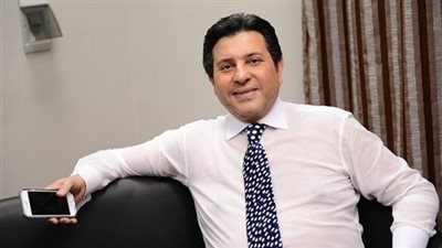 امير الغناء العربى والكينج يقودا الفنانين لمؤازرة الزمالك فى نهائى إفريقيا 