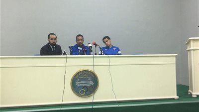 مؤمن سليمان: 