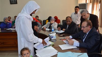 صرف 8 آلاف جنيه مساعدات لـ16 حالة إنسانية في بني سويف