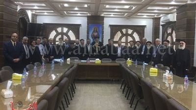 تواضروس يجتمع بأمانة مستشفيات كنائس الإسكندرية