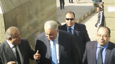 «النيابة» تؤجل التحقيق مع نقيب محاميي حلوان لـ«جلسة الثلاثاء»