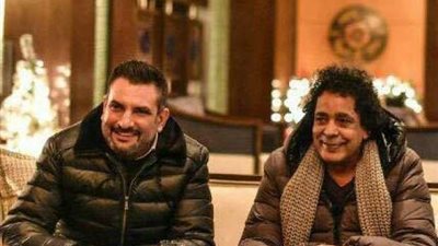 بالصور.. محمد منير يصل عمان لإحياء حفل رأس السنة