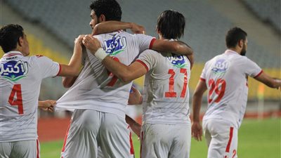 باسم مرسى يمنح قبلة الحياة لمهاجم الزمالك 