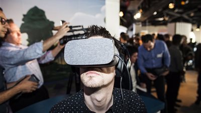 ماذا سيحدث لمنصات الواقع الافتراضي في 2017؟