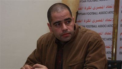 لهيطة يكشف موقف مدافع الاهلي من التواجد مع المنتخب في بطولة الامم