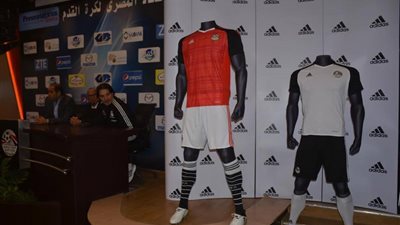 بالصورة.. الزي الجديد للمنتخب في بطولة الأمم الإفريقية بـ«الجابون»