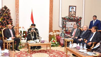 «تواضروس» يستقبل وفدًا من أعضاء البرلمان للتهنئة بـ«عيد الميلاد»