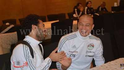 بالصورة.. وصلة هزار بين نجم