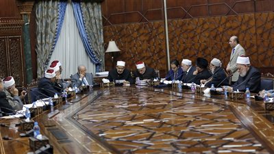 انتخاب عضوين جديدين بهيئة كبار العلماء في الأزهر