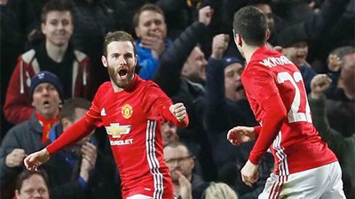 بث مباشر .. مباراة مانشستر يونايتد وليستر سيتي في الدوري الانجليزي