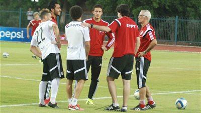 «كوبر» يذبح هذا اللاعب بعد مباراة الأهلي والزمالك في الإمارات