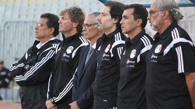 جهاز المنتخب يعود من الإمارات الليلة.. وغضب بسبب إهانة «نبيه»