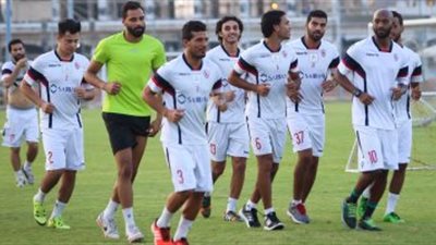 عضوية عاملة بالزمالك لنجما الفريق 