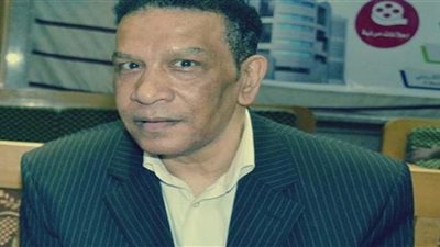 خريج معهد وابنه يعمل بالتمثيل.. 8 معلومات لا تعرفها عن الفنان محمد شرف