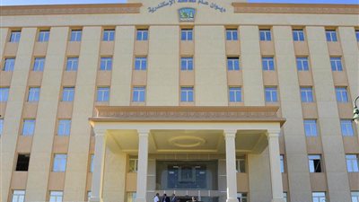 بالصور.. كارثة صحية داخل مستشفى شهير بالإسكندرية