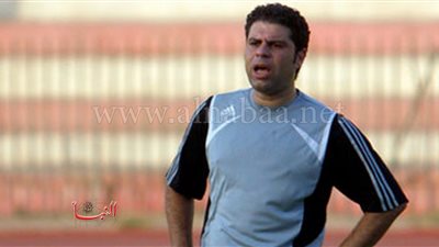 إقالة معتمد جمال من تدريب «منتخب الشباب»