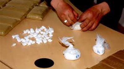 تشكيل عصابي من موظفي شركات كبرى يتاجرون بالهيروين في المعادي