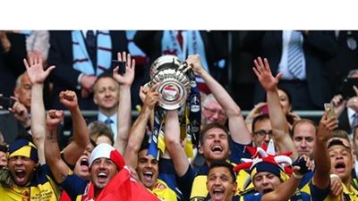 أرسنال بطلاً لكأس الاتحاد الإنجليزي برباعية في أستون فيلا