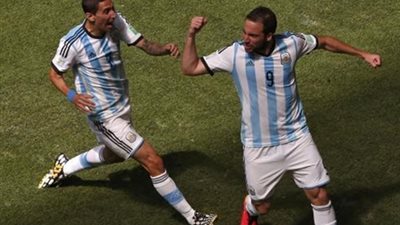 أرسنال على بعد خطوة من ضم هيغواين