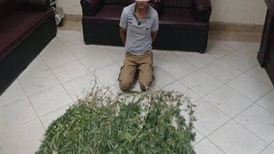 القبض على عاطل بحوزته مواد مخدرة بدمياط