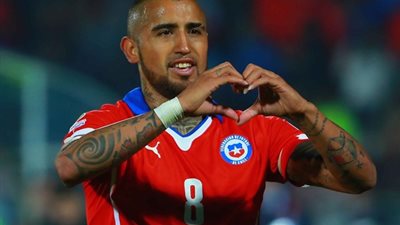 فيدال يقترب من 