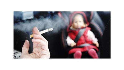 التدخين السلبي يهدد طفلك بالسِمنة