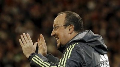 تحديات تكتيكية تهدد بينيتيز مع ريال مدريد بعد هزيمة روما