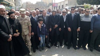 بالصور.. جنازة عسكرية للمقدم يحيى حسن شهيد بني سويف