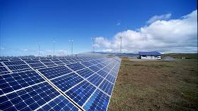 الأسباب الحقيقة لتوقف تنفيذ مشروع الطاقة الشمسية بالبحر الأحمر