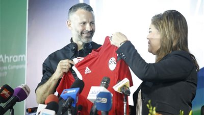 بالصور..كأس دورى ابطال اوروبا فى القاهرة مع جيجز