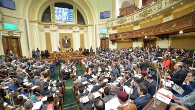 جدل في البرلمان حول زيادة رواتب المعلمين.. واتجاه للتطبيق من العام المقبل