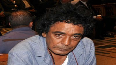 محمد منير يُبهر جمهوره بصورة جديدة ومفاجأة غير متوقعة