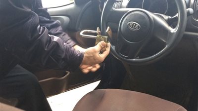 سوري يتزعم عصابة لسرقة السيارات من