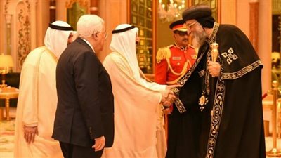 أمير الكويت يستقبل البابا تواضروس في قصر البيان