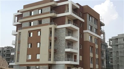 بالصور.. أخطاء «كارثية» في مشروع «دار مصر» بالقاهرة الجديدة