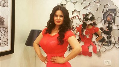 بالفيديو.. سما المصري تسخر من المطربين بهذه الطريقة 