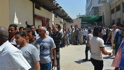 انتهاء قبول طلبات 730 فرصة عمل بإحدى دول الخليج.. غدًا